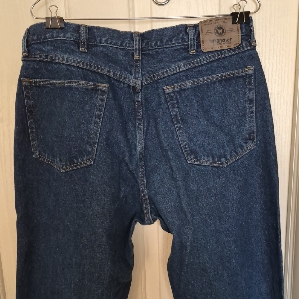Wrangler Men’s Classic Dark Blue Denim Jeans